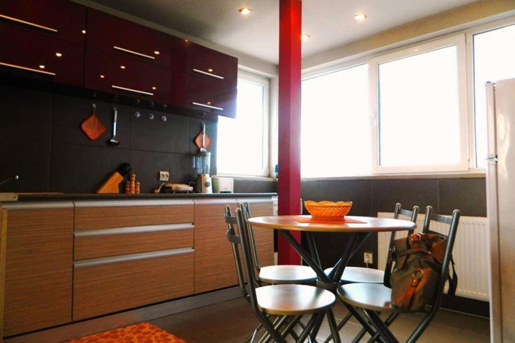 PENTHOUSE Larry Apartment Bucureşti Exterior foto