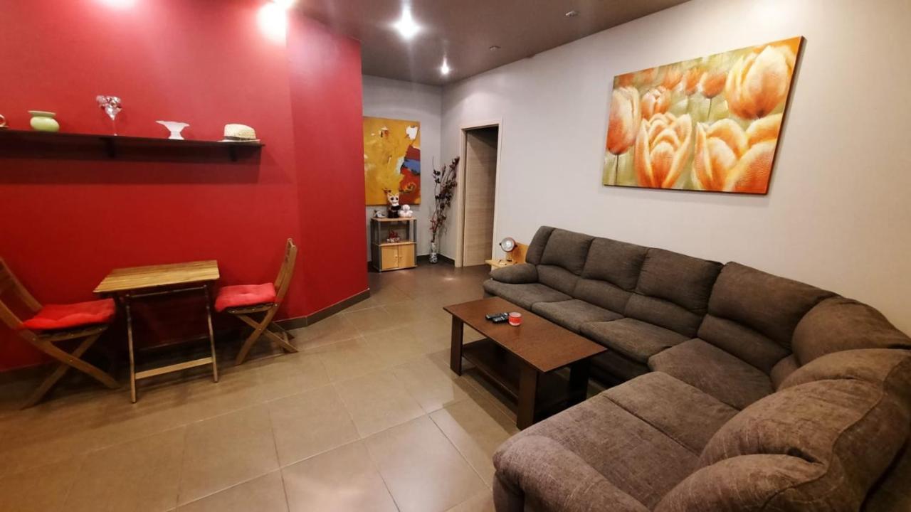 PENTHOUSE Larry Apartment Bucureşti Exterior foto