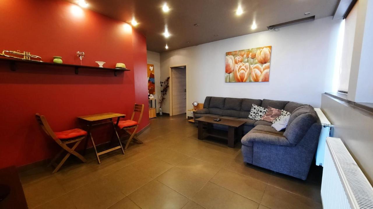 PENTHOUSE Larry Apartment Bucureşti Exterior foto
